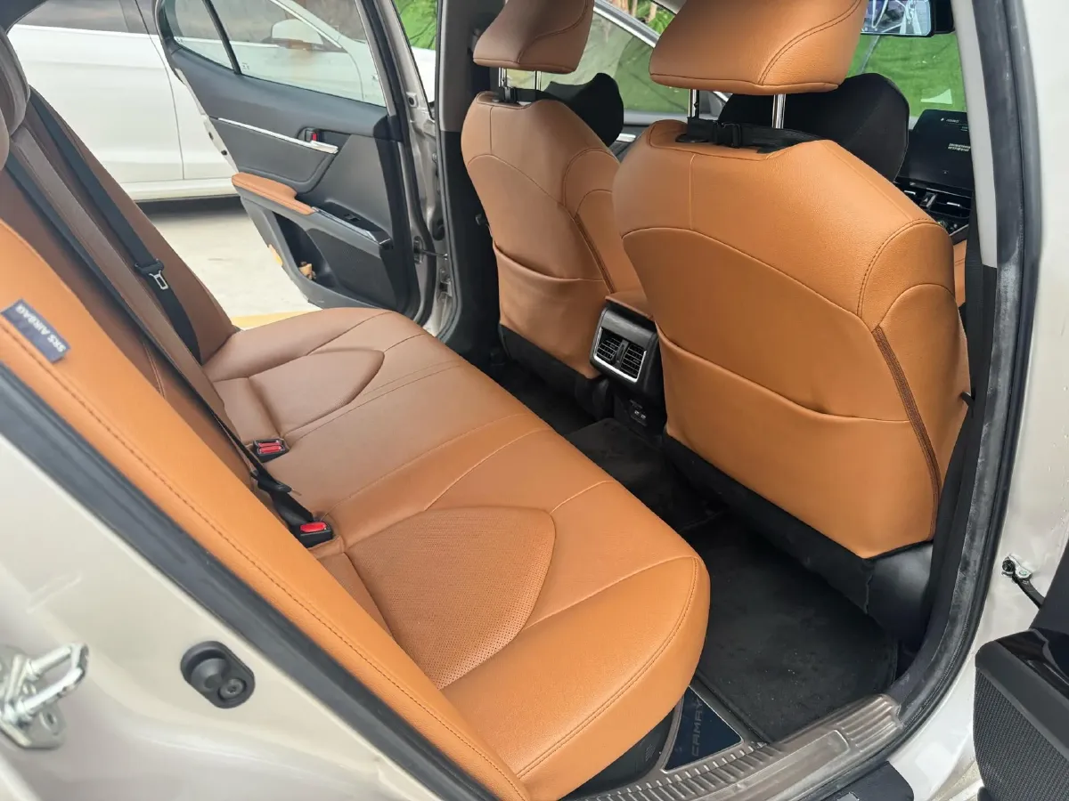 2021 Toyota Camry 2.5L 178HP L4 E-CVT Hybrid,autocango,china used car exporter,china ev exporter,chinese used car exporter,chinese used ev exporter