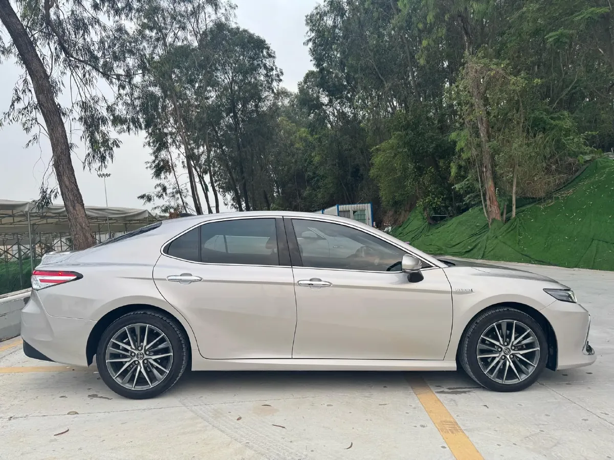 2021 Toyota Camry 2.5L 178HP L4 E-CVT Hybrid,autocango,china used car exporter,china ev exporter,chinese used car exporter,chinese used ev exporter