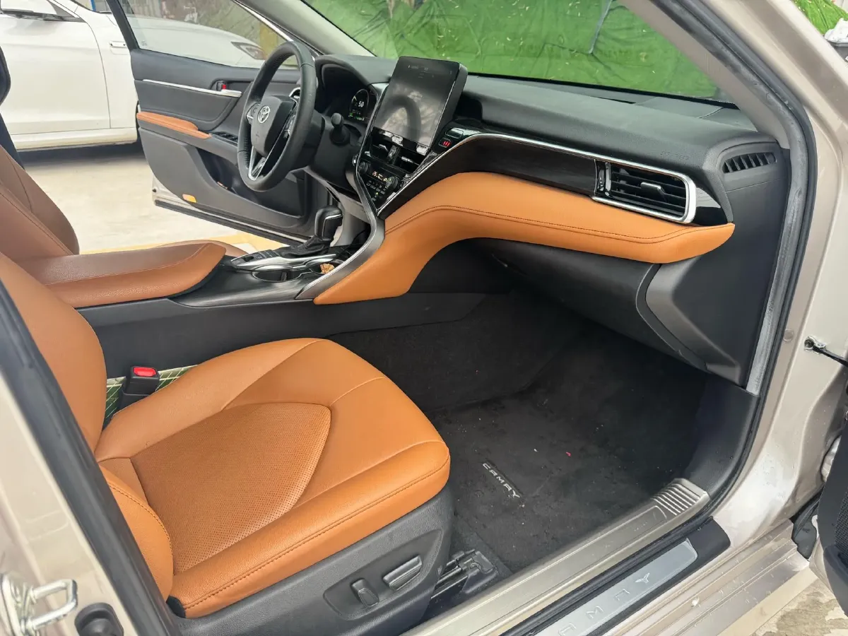 2021 Toyota Camry 2.5L 178HP L4 E-CVT Hybrid,autocango,china used car exporter,china ev exporter,chinese used car exporter,chinese used ev exporter