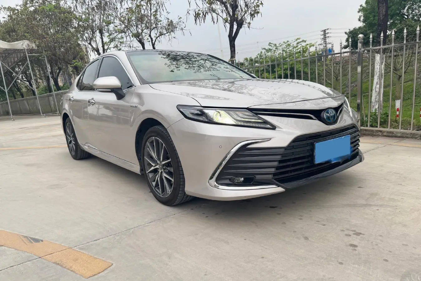 2021 Toyota Camry 2.5L 178HP L4 E-CVT Hybrid,autocango,china used car exporter,china ev exporter,chinese used car exporter,chinese used ev exporter