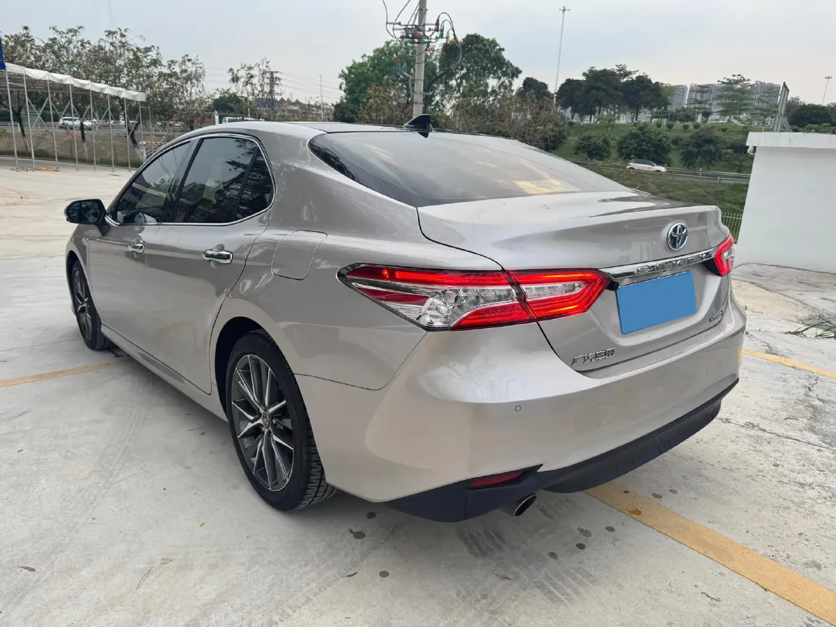 2021 Toyota Camry 2.5L 178HP L4 E-CVT Hybrid,autocango,china used car exporter,china ev exporter,chinese used car exporter,chinese used ev exporter