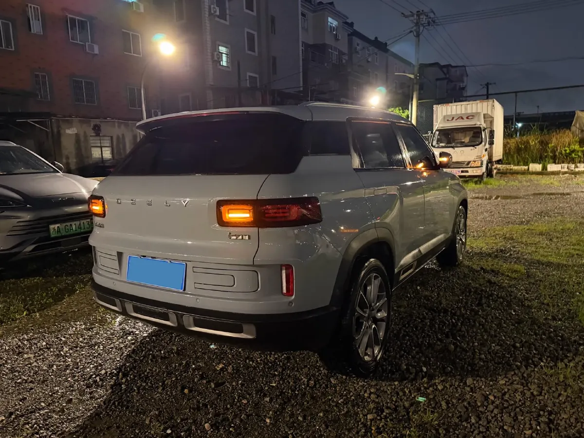 2020 Geely ICON 1.5T 177HP L3 7DCT,autocango,china used car exporter,china ev exporter,chinese used car exporter,chinese used ev exporter