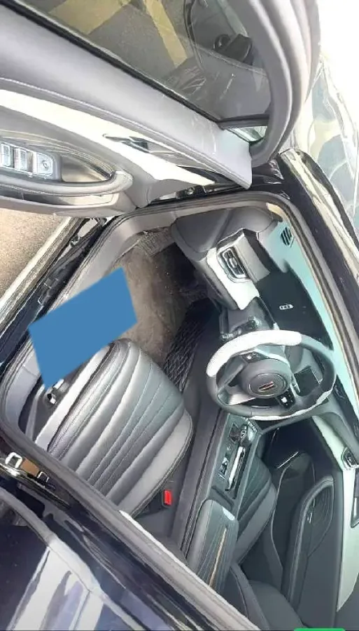 2025 HongQi H5 1.5T 169HP L4 1DHT Hybrid,autocango,china used car exporter,china ev exporter,chinese used car exporter,chinese used ev exporter