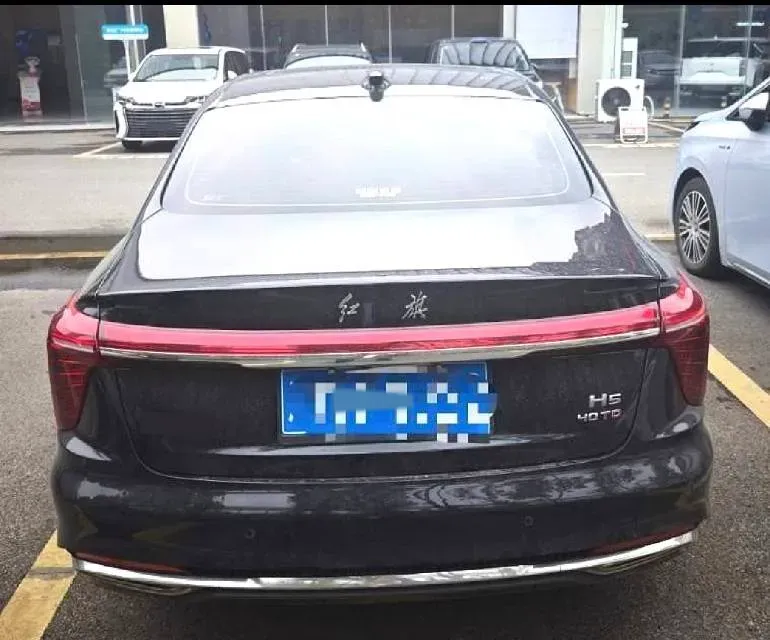 2025 HongQi H5 1.5T 169HP L4 1DHT Hybrid,autocango,china used car exporter,china ev exporter,chinese used car exporter,chinese used ev exporter