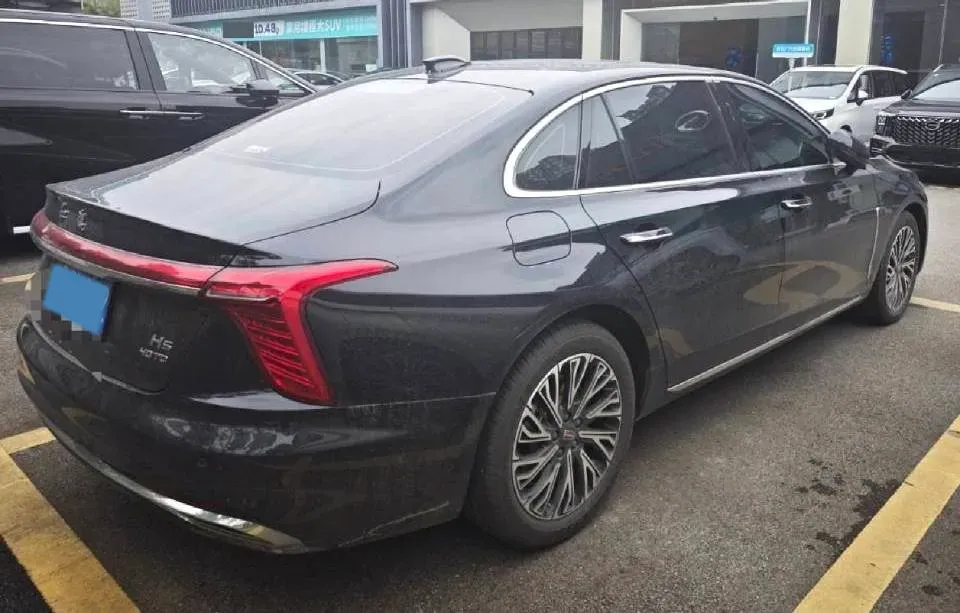 2025 HongQi H5 1.5T 169HP L4 1DHT Hybrid,autocango,china used car exporter,china ev exporter,chinese used car exporter,chinese used ev exporter