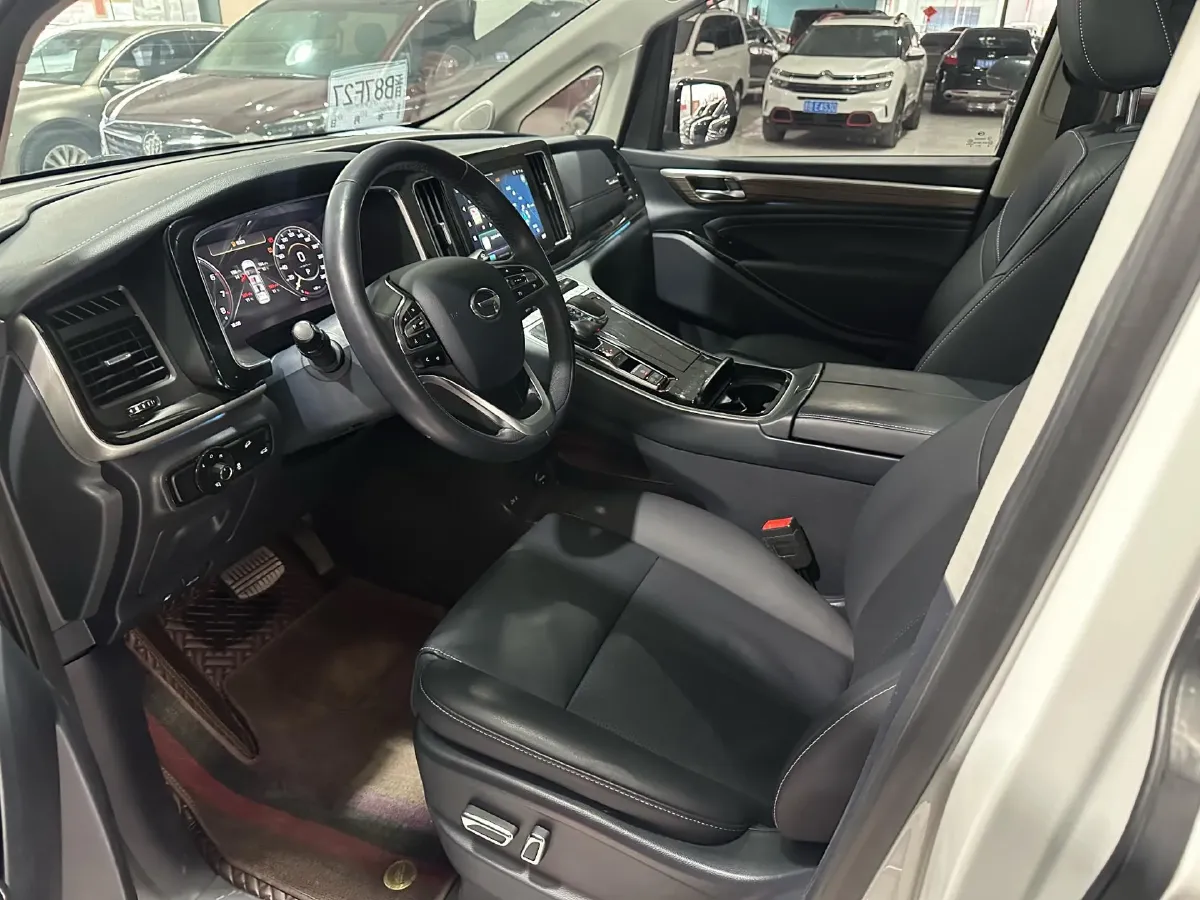 2023 GAC Trumpchi M8 2.0T 252HP L4 8AT,autocango,china used car exporter,china ev exporter,chinese used car exporter,chinese used ev exporter