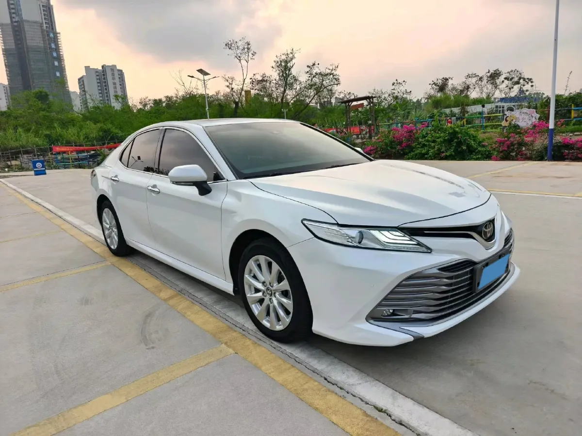 2019 Toyota Camry 2.0L 178HP L4 CVT,autocango,china used car exporter,china ev exporter,chinese used car exporter,chinese used ev exporter