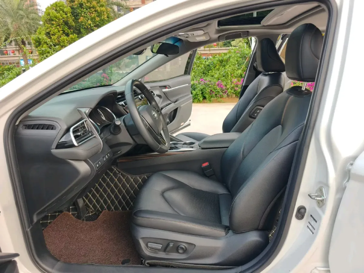 2019 Toyota Camry 2.0L 178HP L4 CVT,autocango,china used car exporter,china ev exporter,chinese used car exporter,chinese used ev exporter