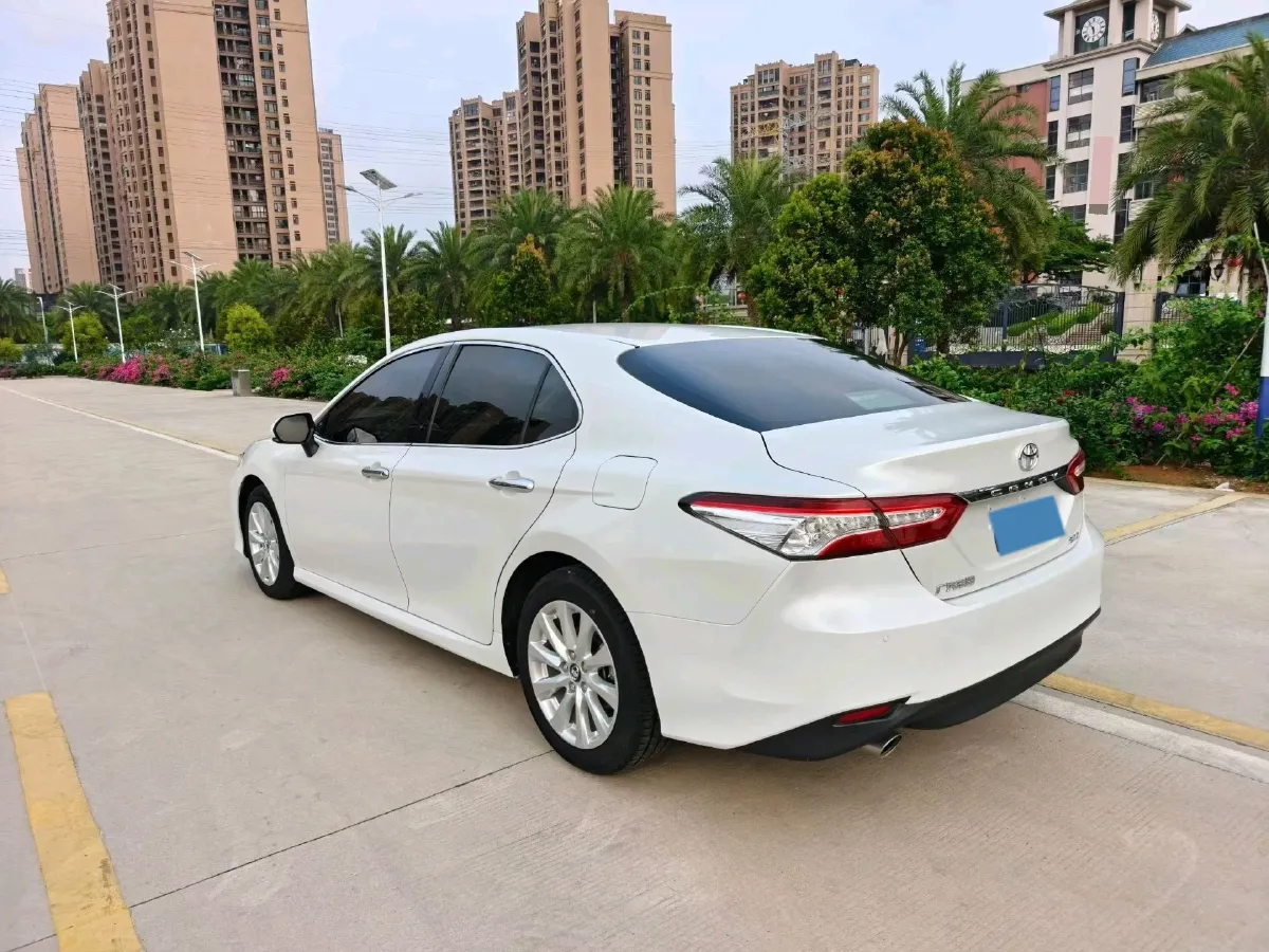 2019 Toyota Camry 2.0L 178HP L4 CVT,autocango,china used car exporter,china ev exporter,chinese used car exporter,chinese used ev exporter