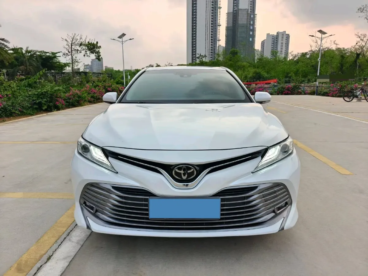 2019 Toyota Camry 2.0L 178HP L4 CVT,autocango,china used car exporter,china ev exporter,chinese used car exporter,chinese used ev exporter