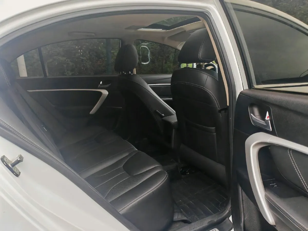 2017 Geely Emgrand 1.5L 109HP L4 5MT,autocango,china used car exporter,china ev exporter,chinese used car exporter,chinese used ev exporter