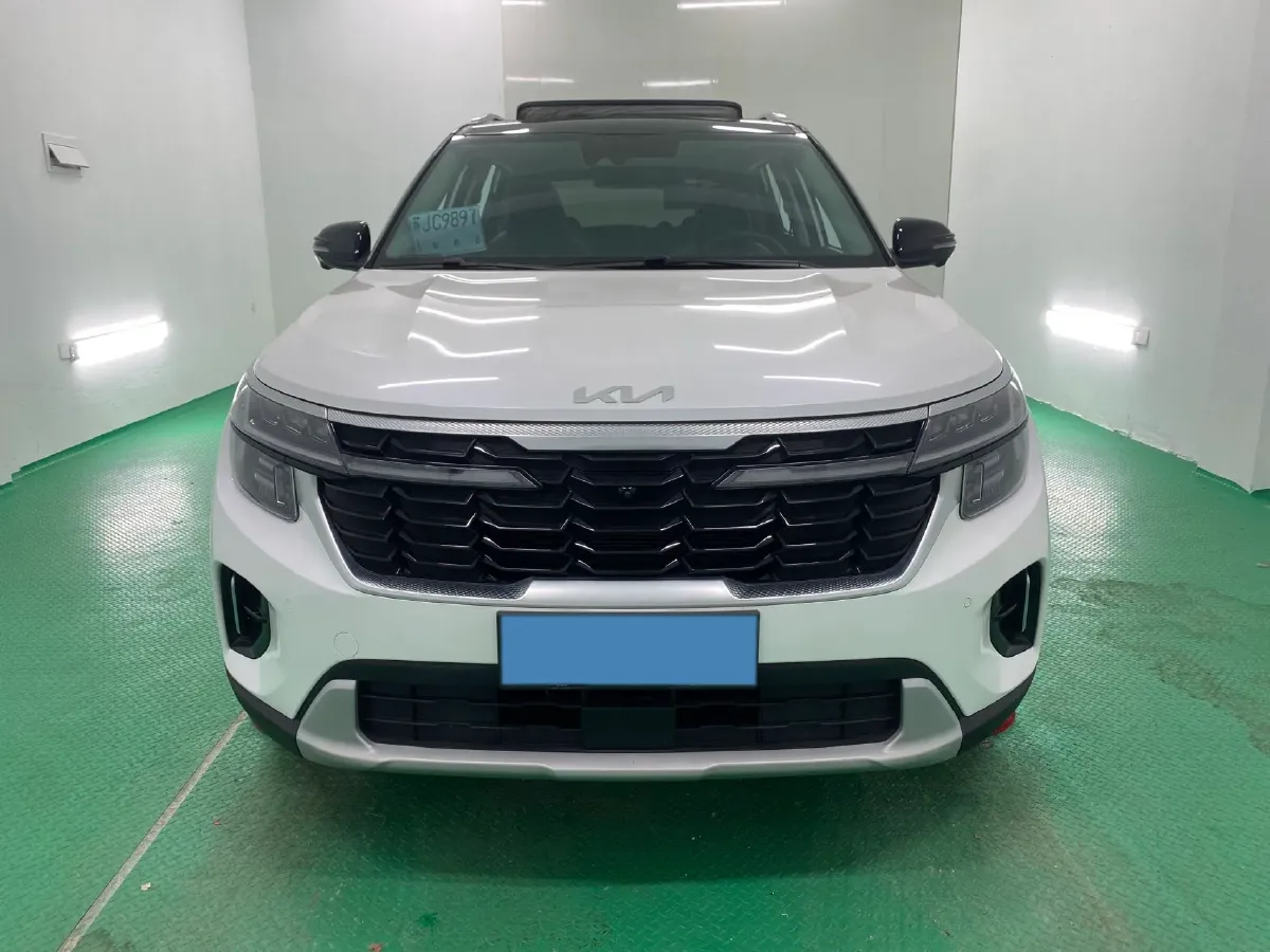 2023 Kia Seltos 1.5L 115HP L4 CVT,autocango,china used car exporter,china ev exporter,chinese used car exporter,chinese used ev exporter