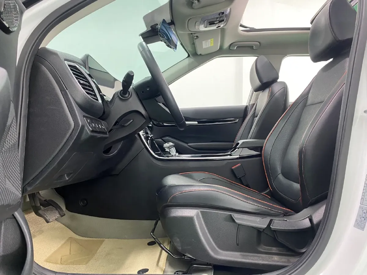 2023 Kia Seltos 1.5L 115HP L4 CVT,autocango,china used car exporter,china ev exporter,chinese used car exporter,chinese used ev exporter