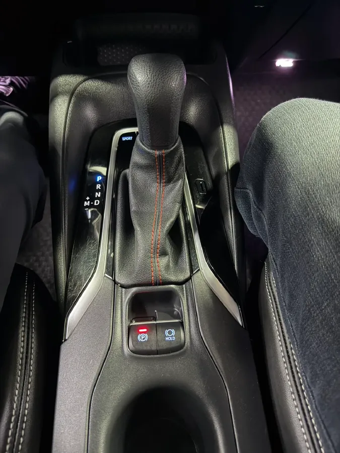 2022 Toyota Corolla 1.2T 116HP L4 CVT,autocango,china used car exporter,china ev exporter,chinese used car exporter,chinese used ev exporter