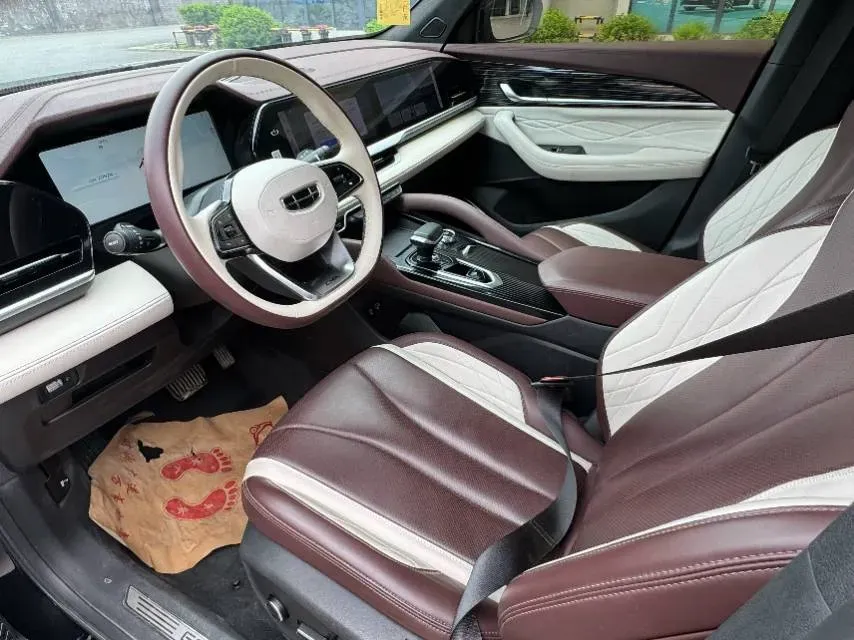 2021 Geely Monjaro 2.0T 218HP L4 7DCT,autocango,china used car exporter,china ev exporter,chinese used car exporter,chinese used ev exporter