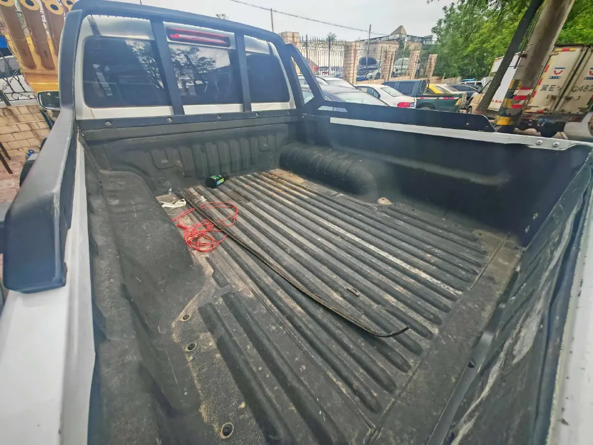 2020 JMC BaoDian 2.5T 140HP L4 5MT,autocango,china used car exporter,china ev exporter,chinese used car exporter,chinese used ev exporter