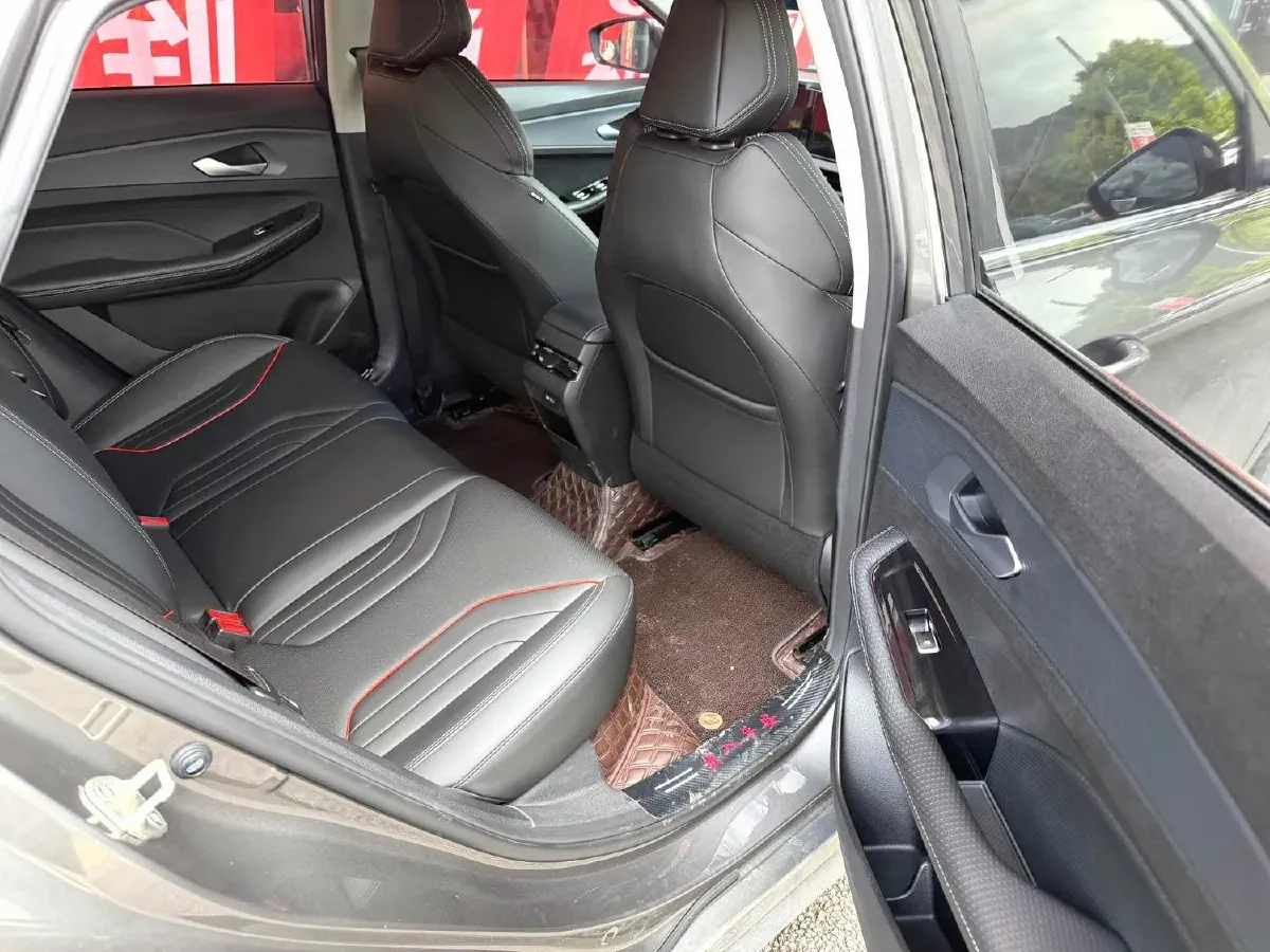 2022 Geely Binray 1.5T 181HP L4 7DCT,autocango,china used car exporter,china ev exporter,chinese used car exporter,chinese used ev exporter