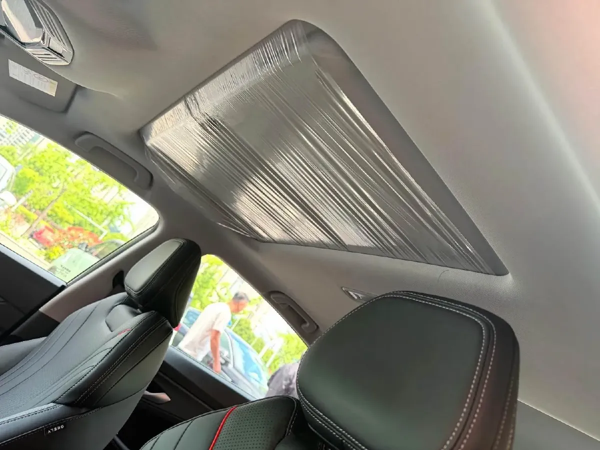 2022 Geely Binray 1.5T 181HP L4 7DCT,autocango,china used car exporter,china ev exporter,chinese used car exporter,chinese used ev exporter