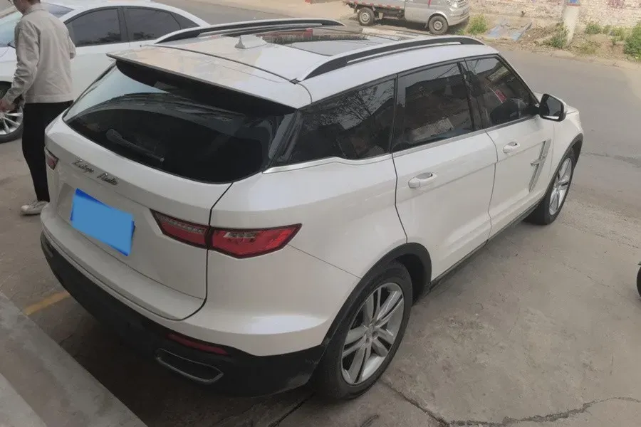 2017 Zotye T700 1.8T 177HP L4 6DCT,autocango,china used car exporter,china ev exporter,chinese used car exporter,chinese used ev exporter