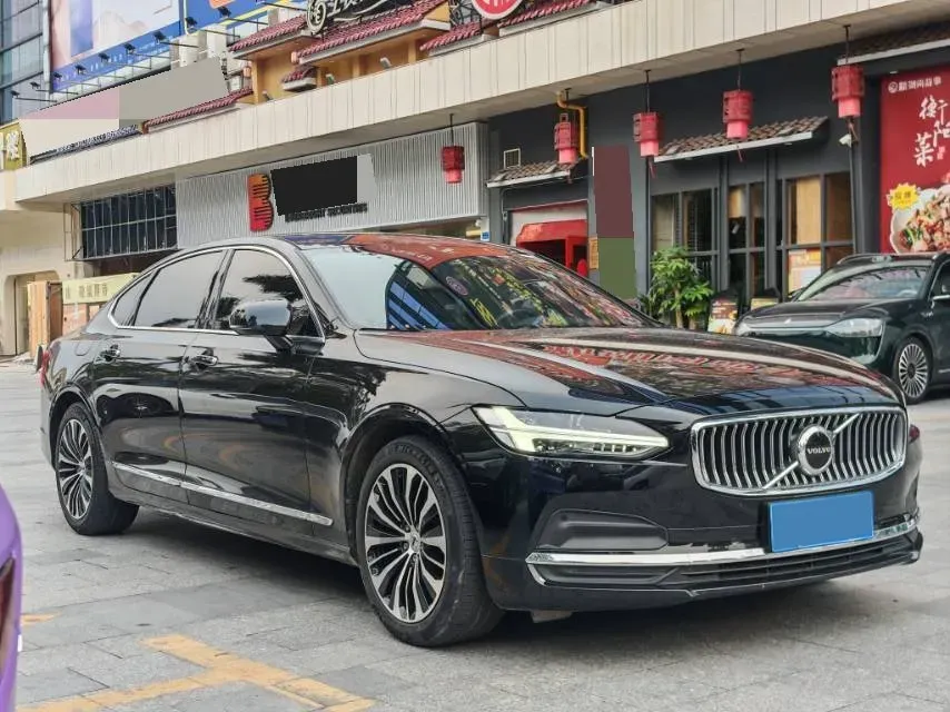 2023 Volvo S90 2.0T 250HP L4 8AT,autocango,china used car exporter,china ev exporter,chinese used car exporter,chinese used ev exporter