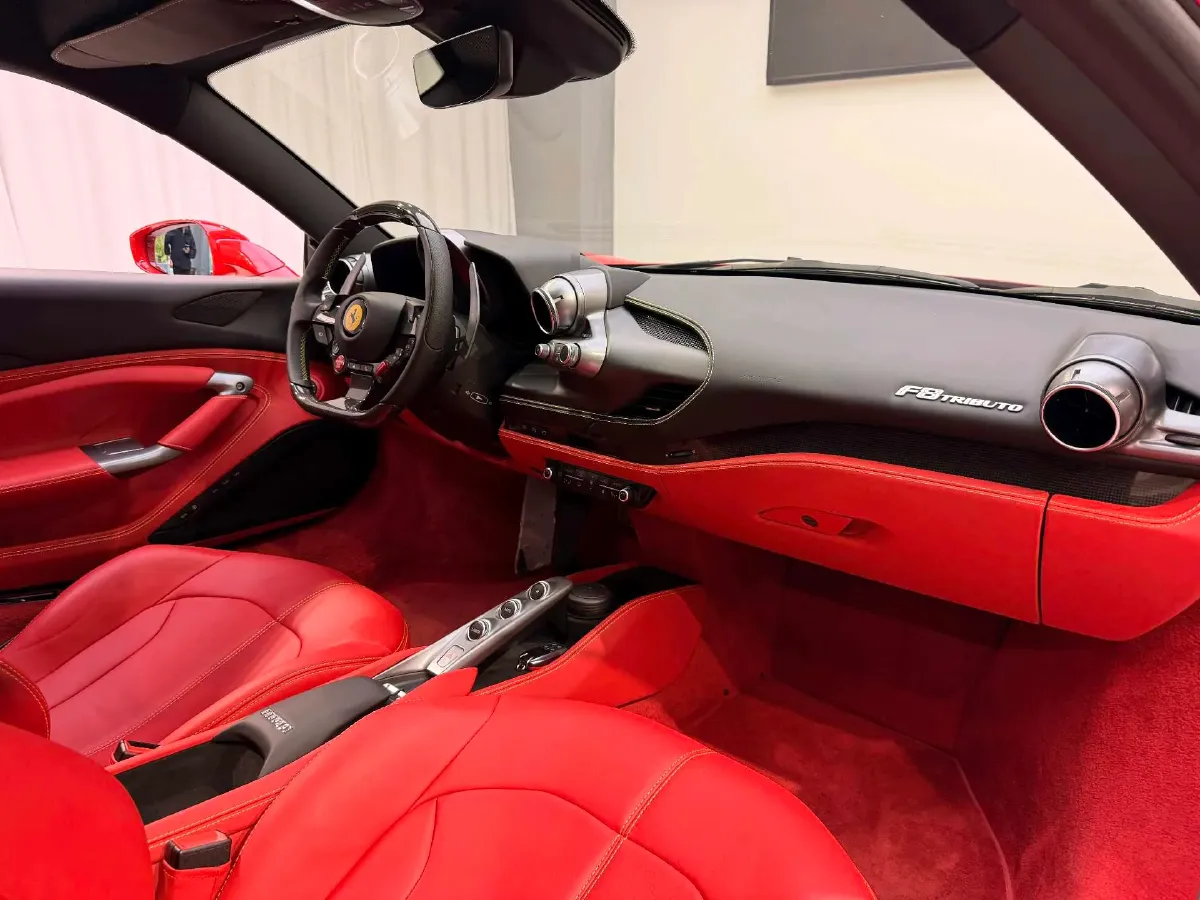 2019 Aston Martin DB11 5.2T 639HP V12 8AT,autocango,china used car exporter,china ev exporter,chinese used car exporter,chinese used ev exporter