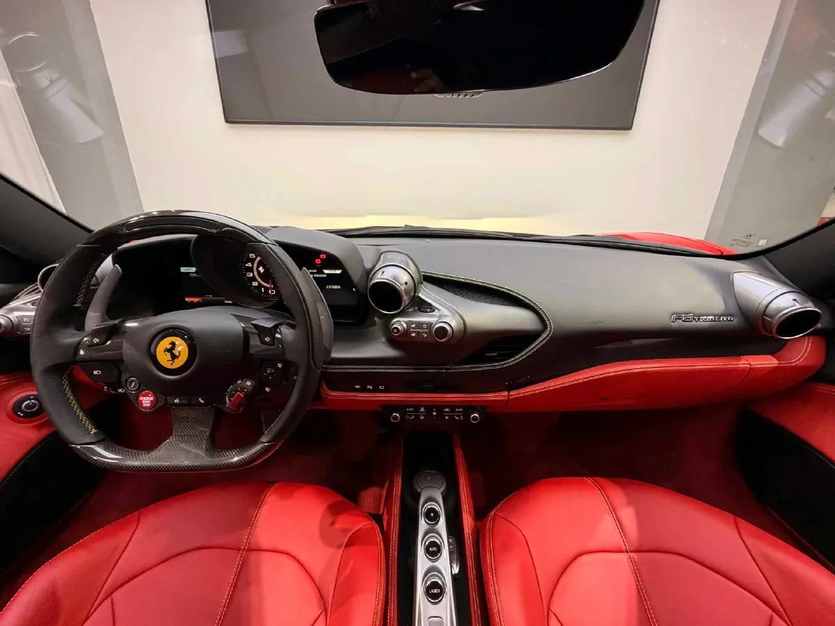 2019 Aston Martin DB11 5.2T 639HP V12 8AT,autocango,china used car exporter,china ev exporter,chinese used car exporter,chinese used ev exporter