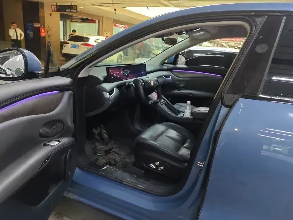 2025 IM LS6 BEV 75KWH,autocango,china used car exporter,china ev exporter,chinese used car exporter,chinese used ev exporter