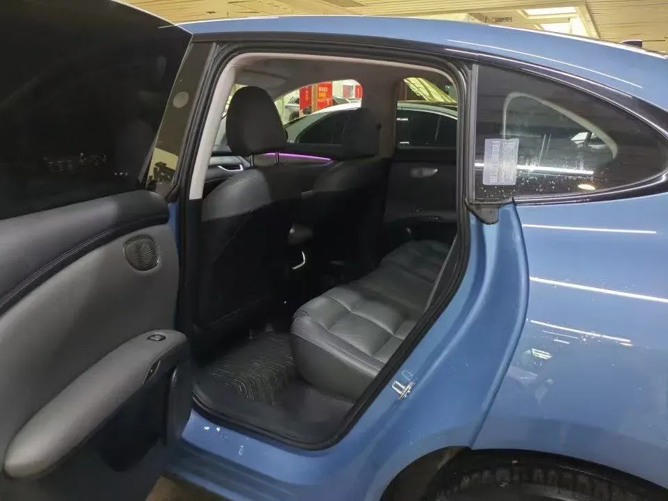 2025 IM LS6 BEV 75KWH,autocango,china used car exporter,china ev exporter,chinese used car exporter,chinese used ev exporter