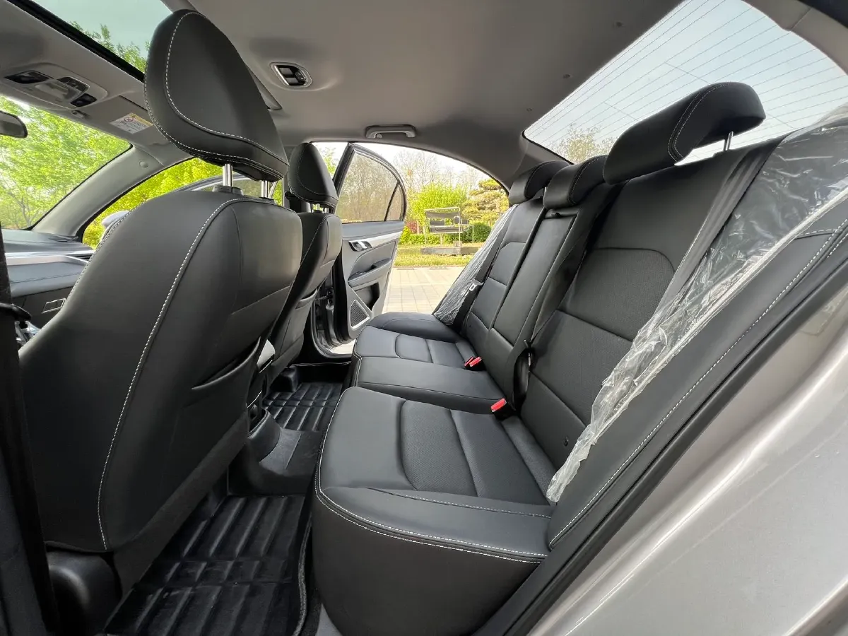 2020 Geely Emgrand 1.5L 109HP L4 CVT,autocango,china used car exporter,china ev exporter,chinese used car exporter,chinese used ev exporter