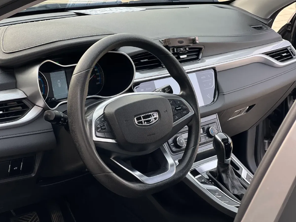 2020 Geely Emgrand 1.5L 109HP L4 CVT,autocango,china used car exporter,china ev exporter,chinese used car exporter,chinese used ev exporter