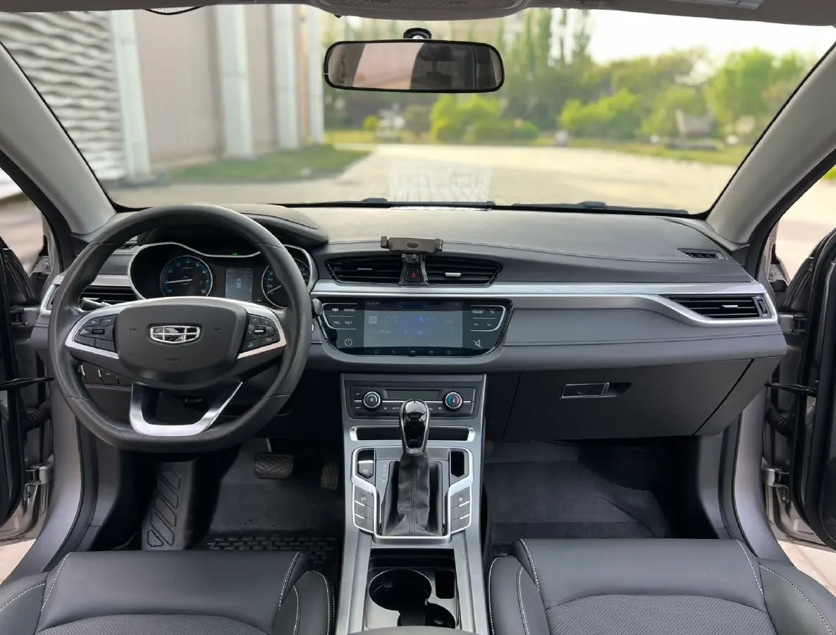 2020 Geely Emgrand 1.5L 109HP L4 CVT,autocango,china used car exporter,china ev exporter,chinese used car exporter,chinese used ev exporter