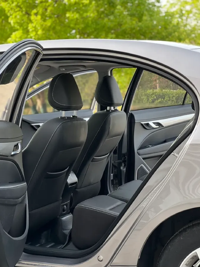 2020 Geely Emgrand 1.5L 109HP L4 CVT,autocango,china used car exporter,china ev exporter,chinese used car exporter,chinese used ev exporter