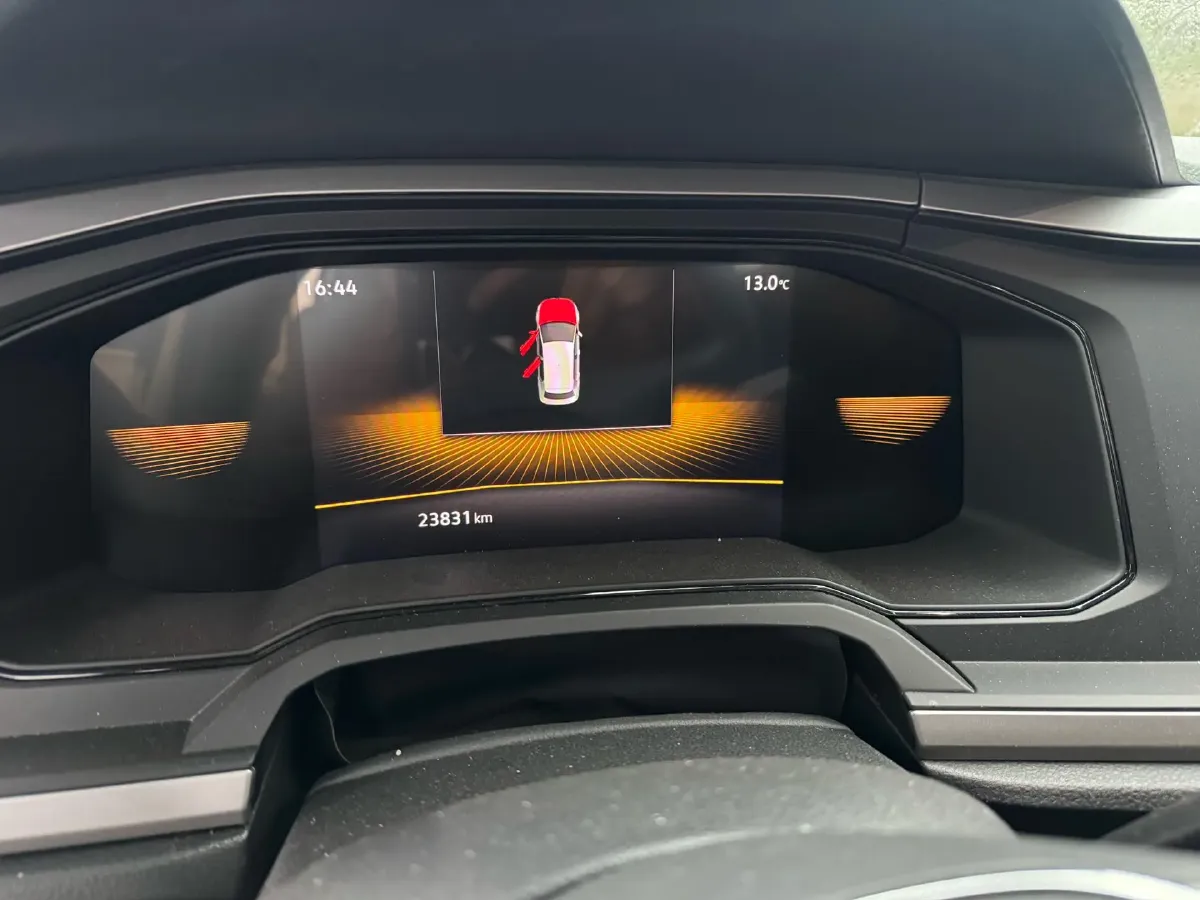 2023 Volkswagen Polo 1.5L 110HP L4 6AT,autocango,china used car exporter,china ev exporter,chinese used car exporter,chinese used ev exporter