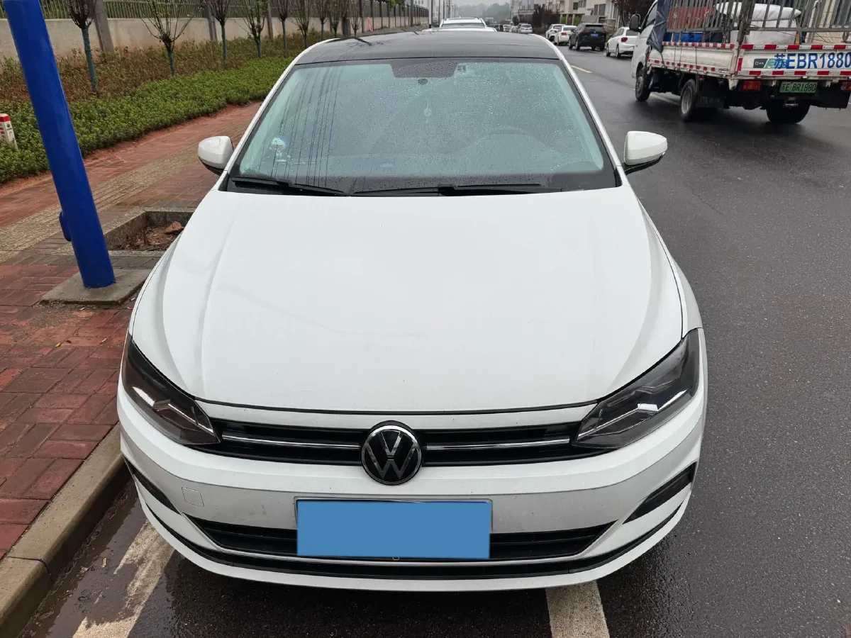 2023 Volkswagen Polo 1.5L 110HP L4 6AT,autocango,china used car exporter,china ev exporter,chinese used car exporter,chinese used ev exporter