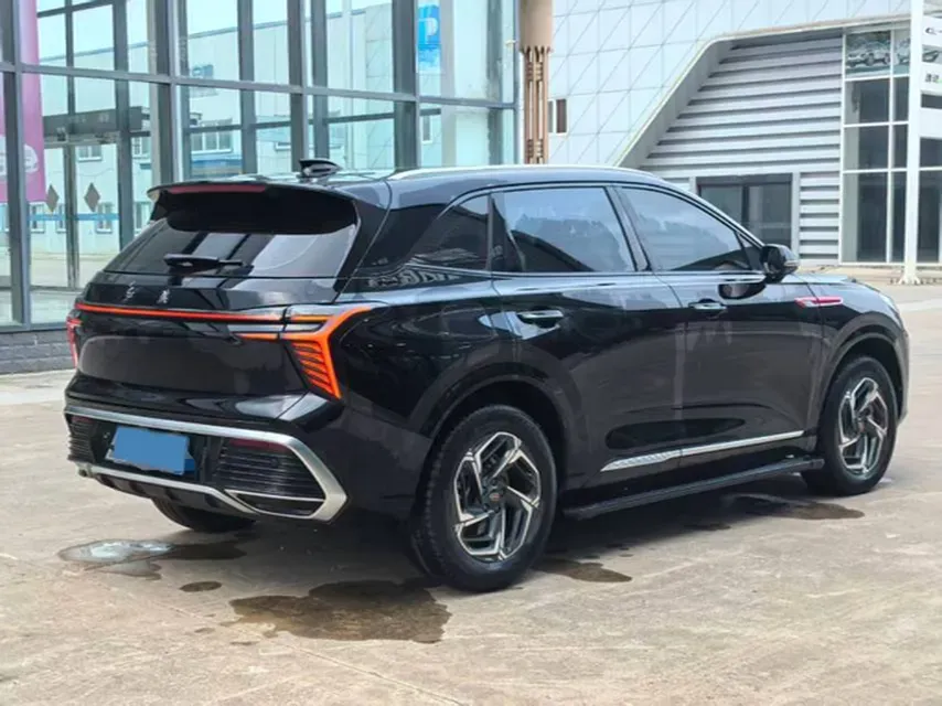 2023 HongQi HS3 1.5T 169HP L4 1DHT Hybrid 1.83KWH,autocango,china used car exporter,china ev exporter,chinese used car exporter,chinese used ev exporter