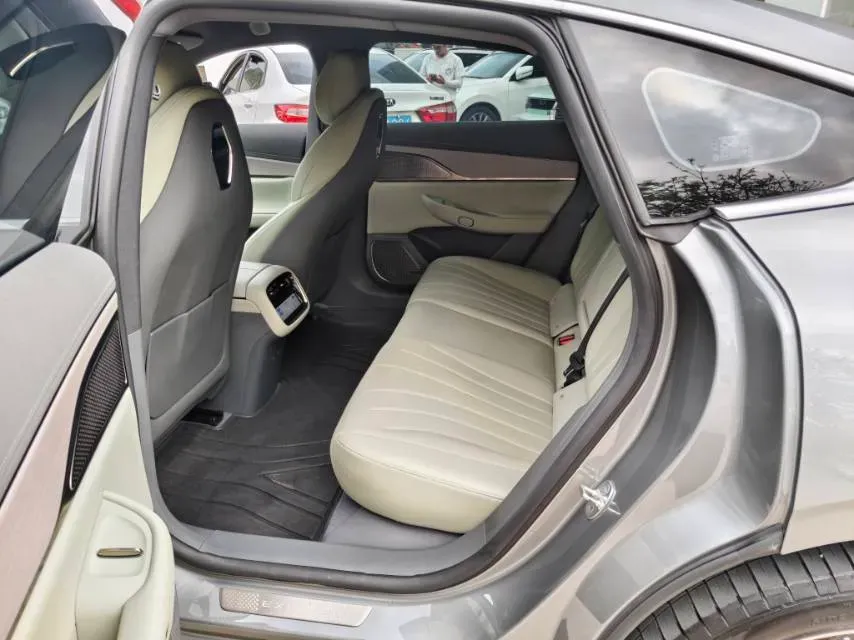 2024 Jaguar E-PACE 1.5T 200HP L3 8AT,autocango,china used car exporter,china ev exporter,chinese used car exporter,chinese used ev exporter