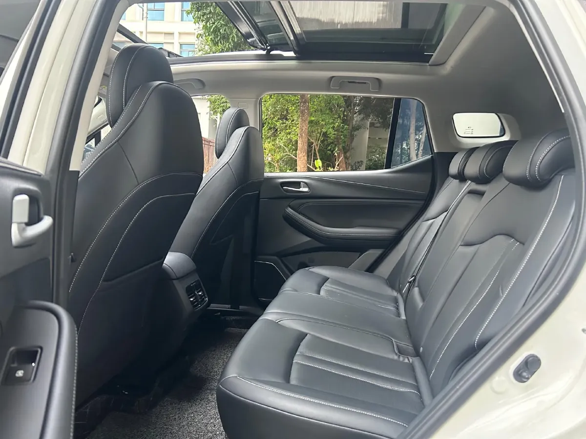 2022 GAC Trumpchi GS4 1.5T 169HP L4 6AT,autocango,china used car exporter,china ev exporter,chinese used car exporter,chinese used ev exporter