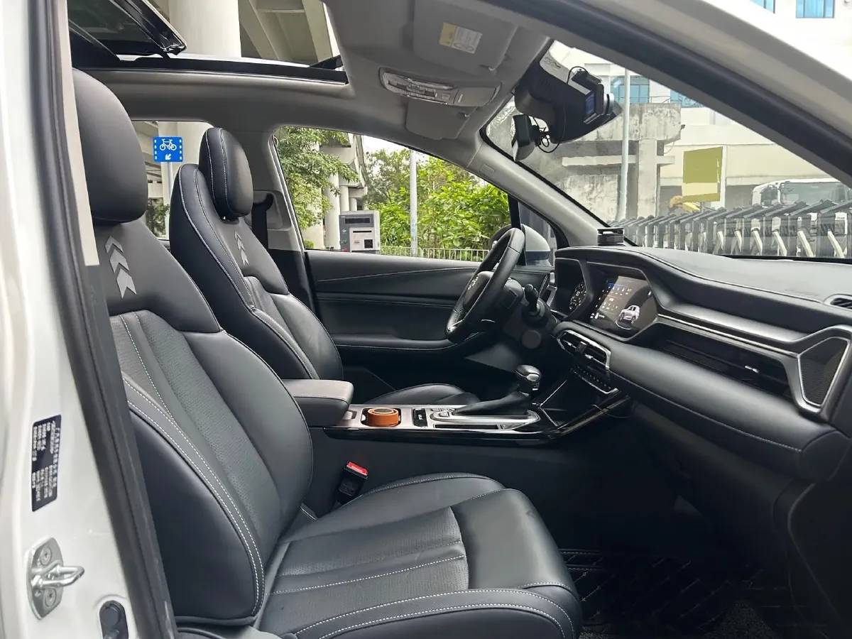 2022 GAC Trumpchi GS4 1.5T 169HP L4 6AT,autocango,china used car exporter,china ev exporter,chinese used car exporter,chinese used ev exporter