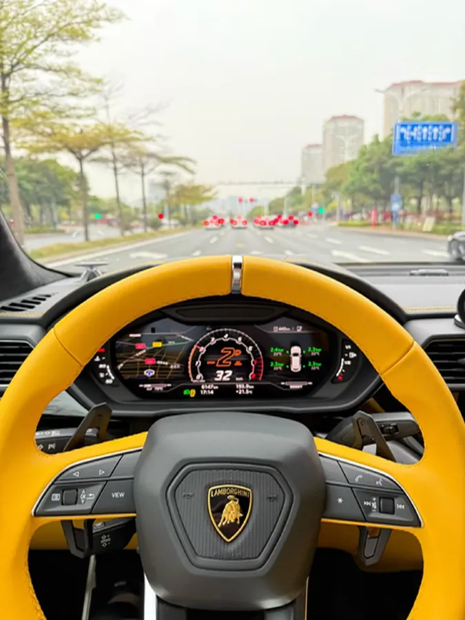 2021 Lamborghini Urus 4.0T 641HP V8 8AT,autocango,china used car exporter,china ev exporter,chinese used car exporter,chinese used ev exporter