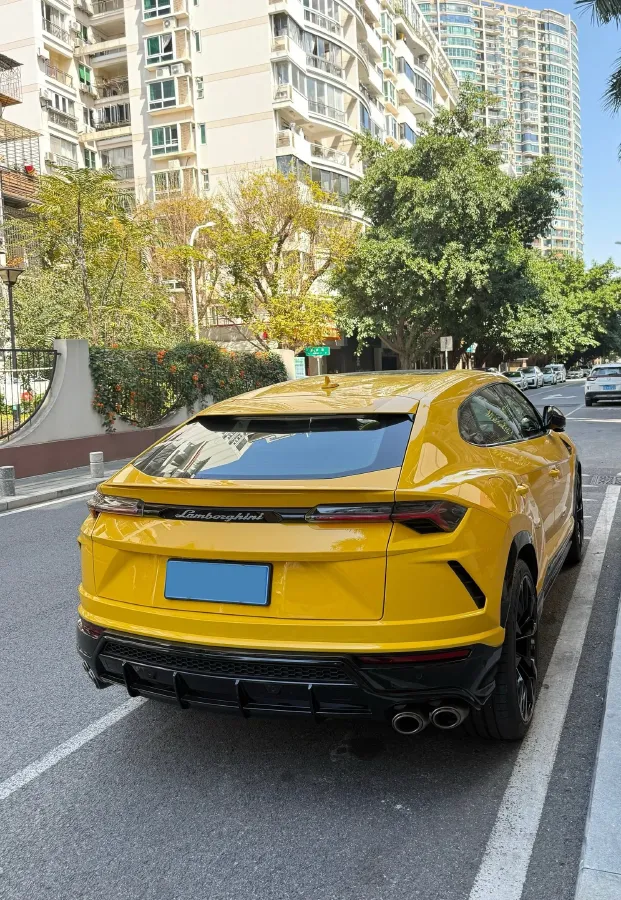 2021 Lamborghini Urus 4.0T 641HP V8 8AT,autocango,china used car exporter,china ev exporter,chinese used car exporter,chinese used ev exporter