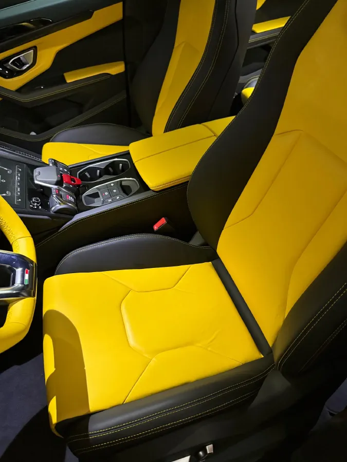 2021 Lamborghini Urus 4.0T 641HP V8 8AT,autocango,china used car exporter,china ev exporter,chinese used car exporter,chinese used ev exporter