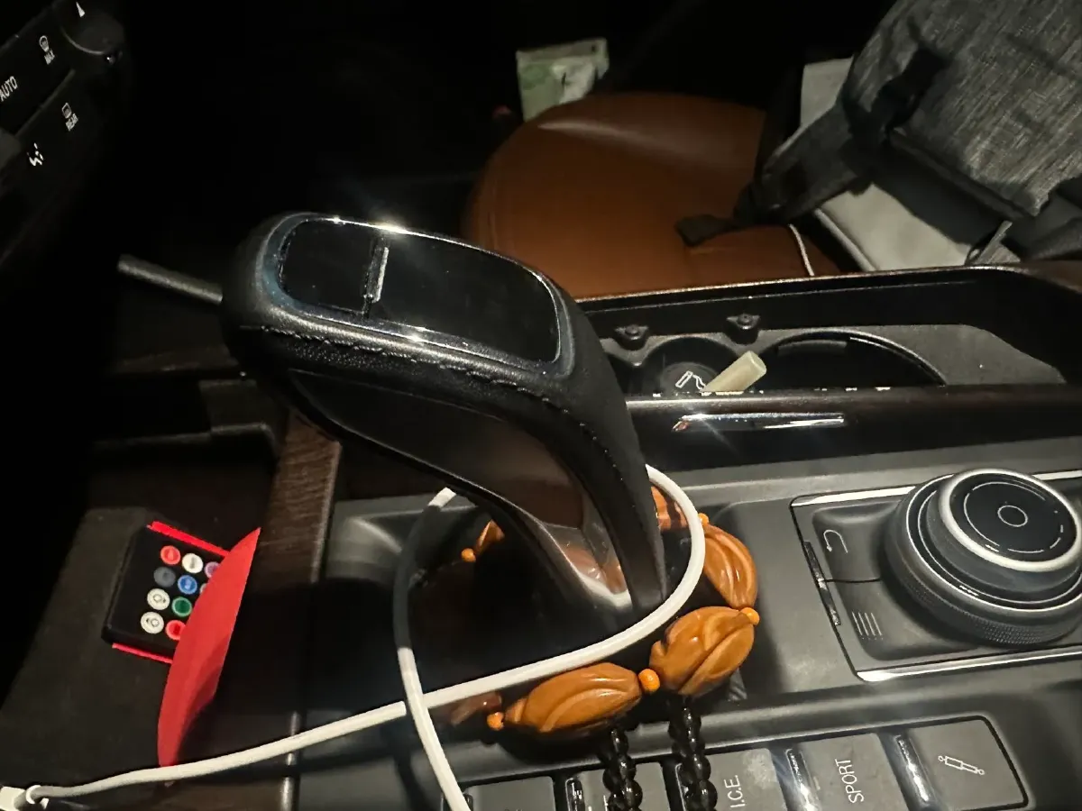 2019 Maserati Levante 3.0T 350HP V6 8AT,autocango,china used car exporter,china ev exporter,chinese used car exporter,chinese used ev exporter