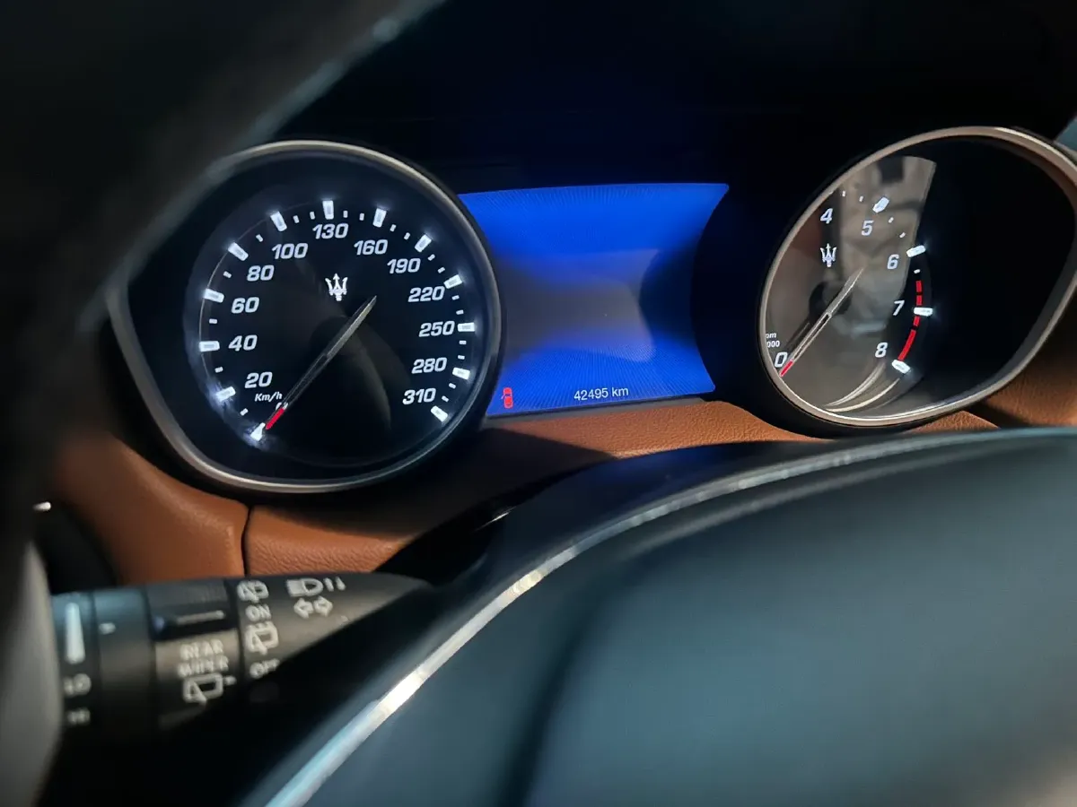 2019 Maserati Levante 3.0T 350HP V6 8AT,autocango,china used car exporter,china ev exporter,chinese used car exporter,chinese used ev exporter