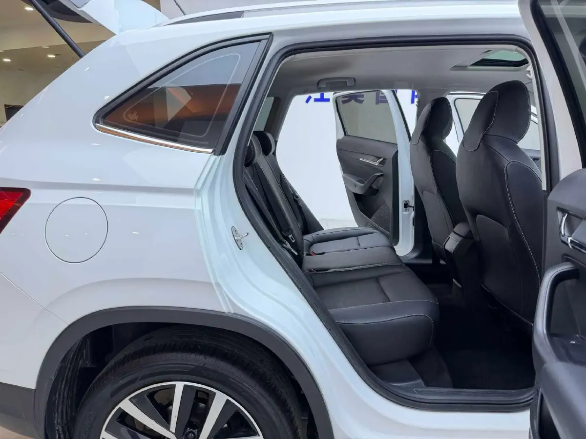 2023 Skoda Kamiq 1.5L 112HP L4 6AT,autocango,china used car exporter,china ev exporter,chinese used car exporter,chinese used ev exporter