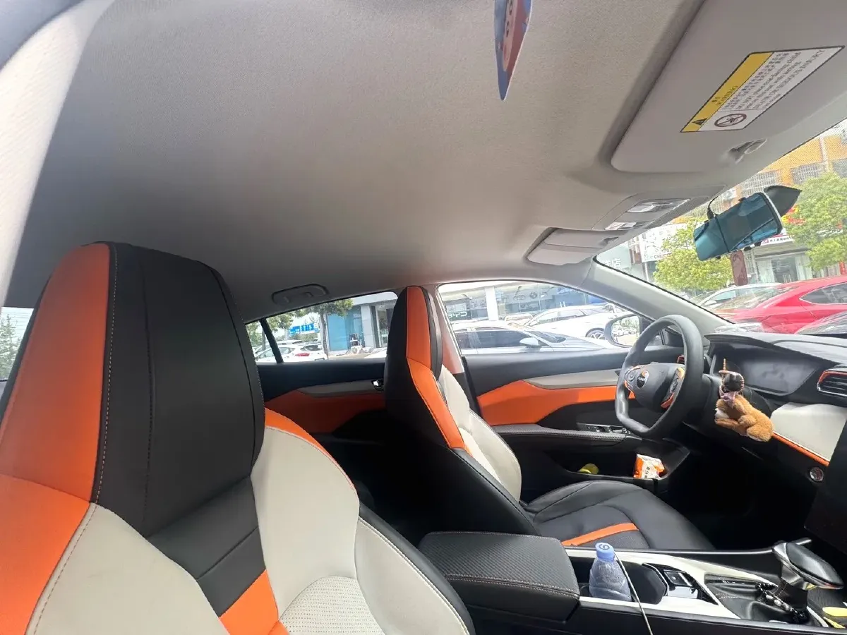 2023 DongFeng Aeolus YiXuan 1.5L 125HP L4 6DCT,autocango,china used car exporter,china ev exporter,chinese used car exporter,chinese used ev exporter