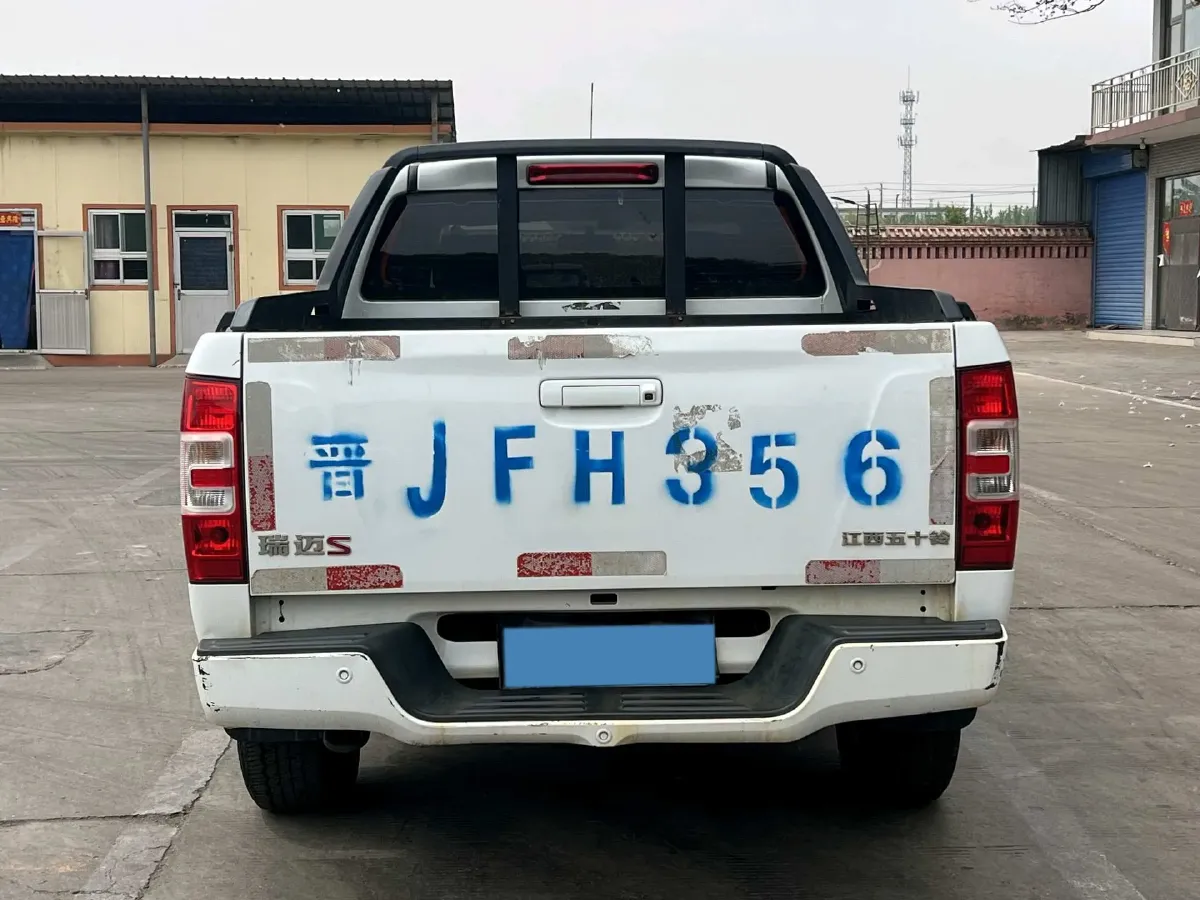 2019 Isuzu RE-MAX Jim 2.0T 204HP L4 5MT,autocango,china used car exporter,china ev exporter,chinese used car exporter,chinese used ev exporter
