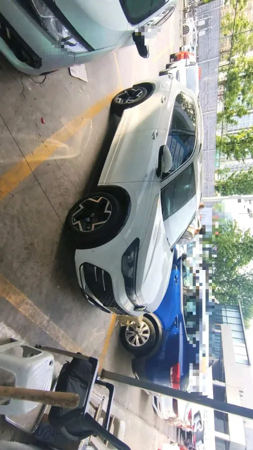 2024 Volkswagen Tiguan L 2.0T 186HP L4 7DCT,autocango,china used car exporter,china ev exporter,chinese used car exporter,chinese used ev exporter