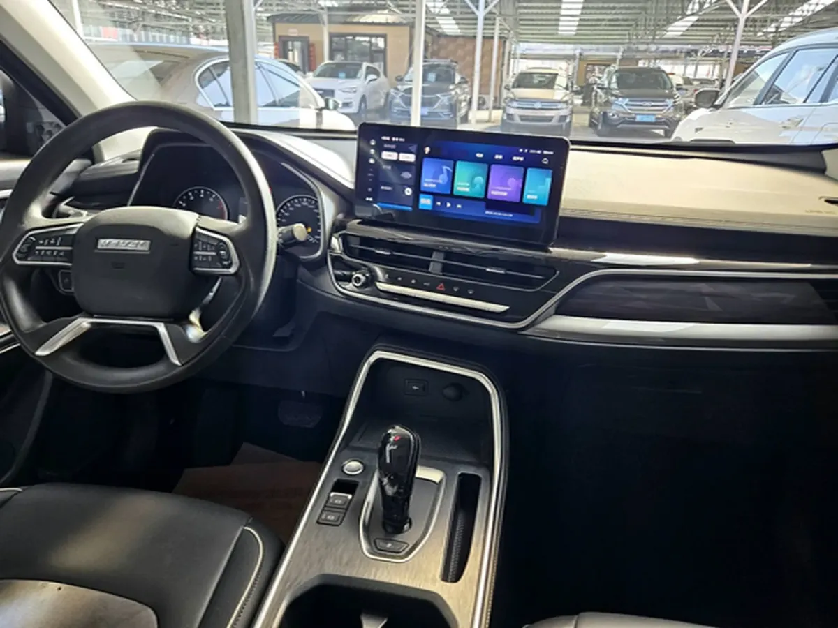 2021 Haval H6 1.5T 169HP L4 7DCT,autocango,china used car exporter,china ev exporter,chinese used car exporter,chinese used ev exporter