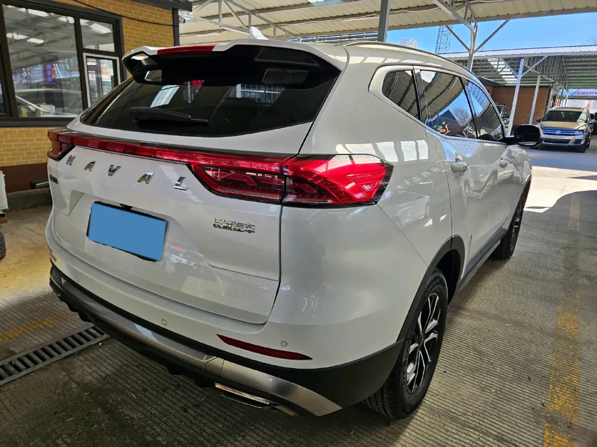 2021 Haval H6 1.5T 169HP L4 7DCT,autocango,china used car exporter,china ev exporter,chinese used car exporter,chinese used ev exporter