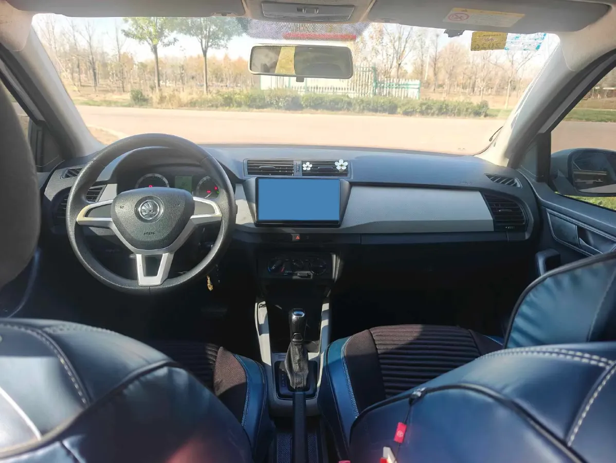 2017 Skoda Fabia 1.4L 90HP L4 6AT,autocango,china used car exporter,china ev exporter,chinese used car exporter,chinese used ev exporter